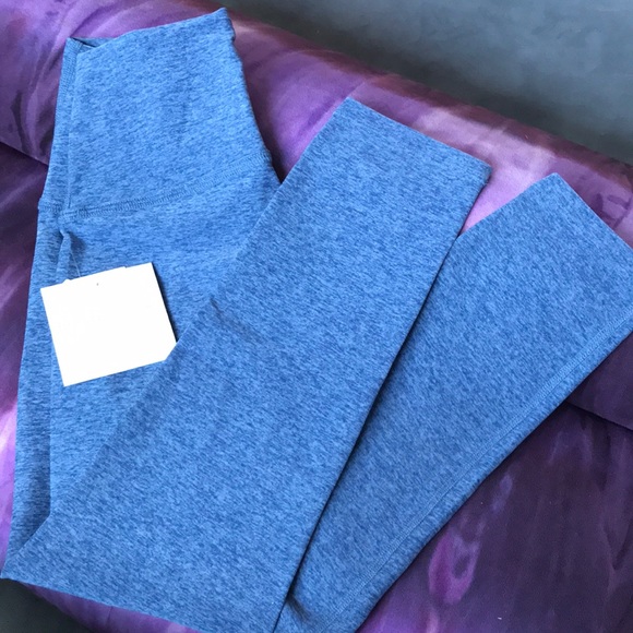 NWT Beyond Yoga Walk and Talk Capris - Picture 2 of 6